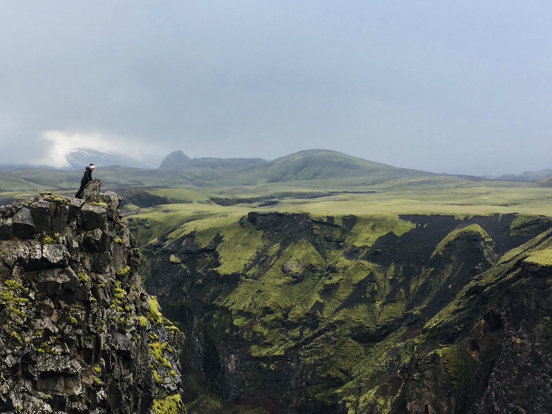 Helemaal alleen bij de Markarfljótsgljúfur canyon